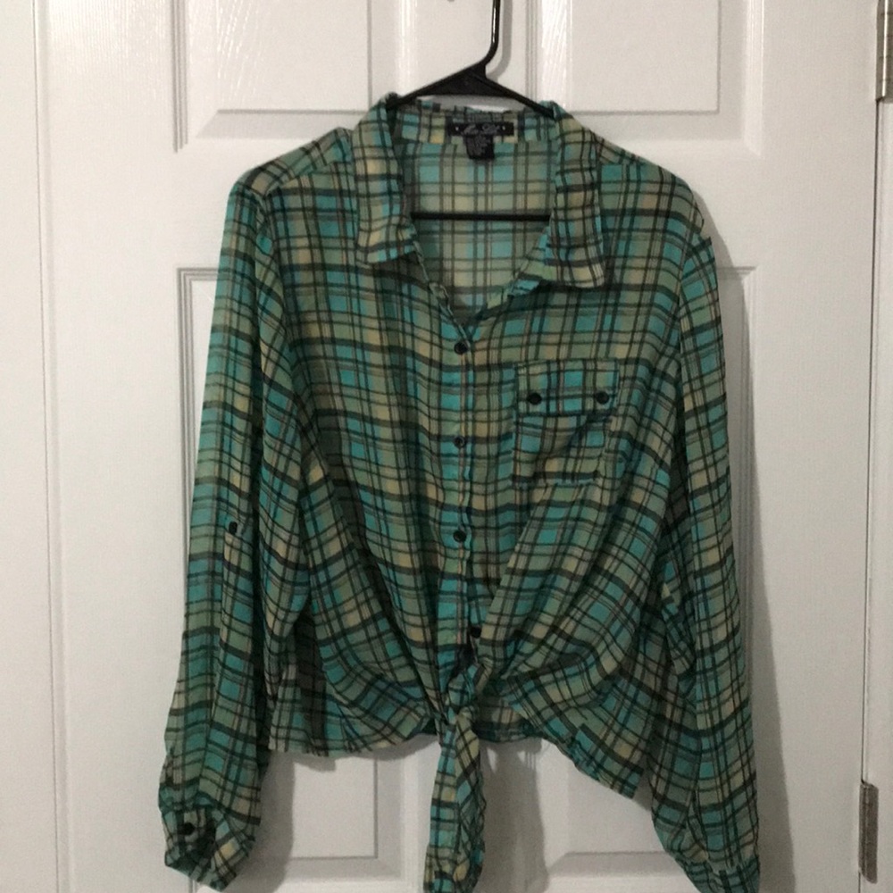 Top - Picture 4 of 4